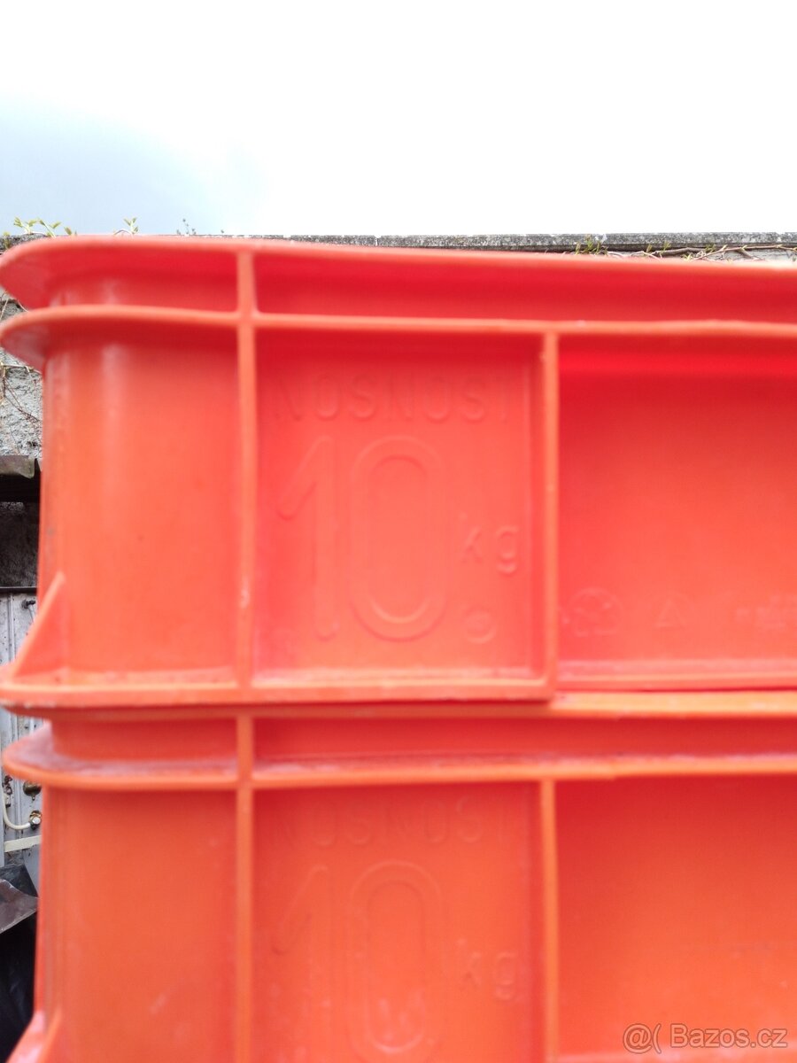 Plastové přepravky OZ ,nízké, barvené - 14