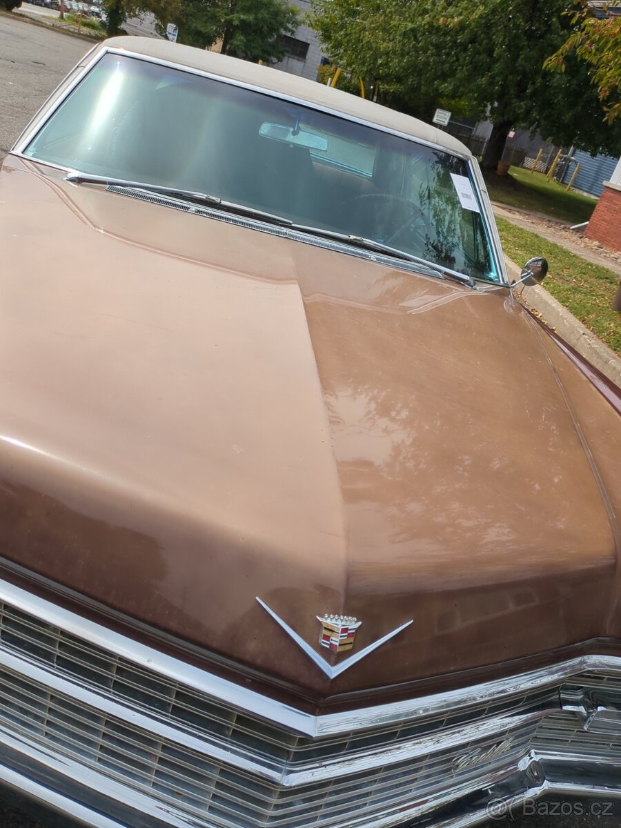 Cadillac Coupe deVille 1966 - 14