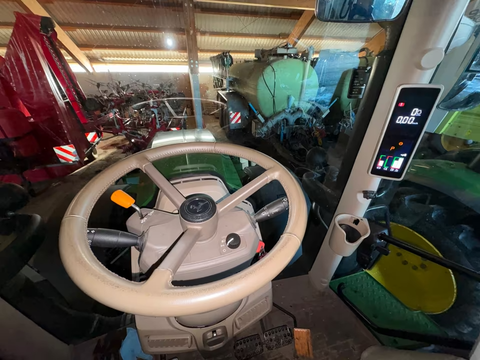 John Deere 6R250 - 14