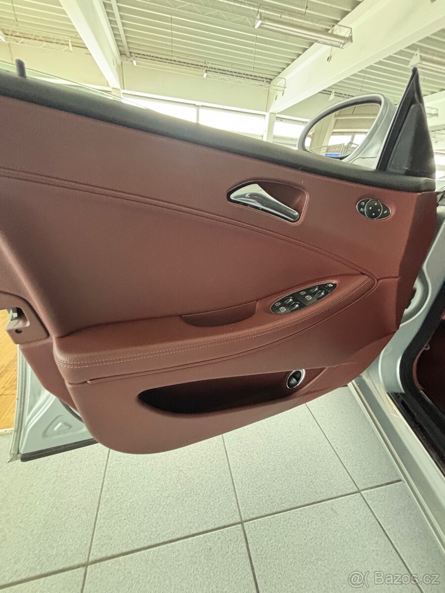 Mercedes-Benz CLS 320 CDI W219 - 14