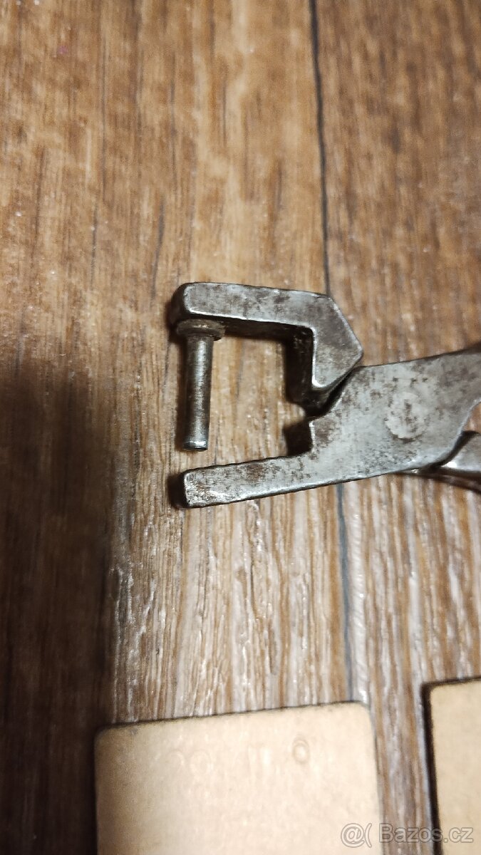 Kleště a 6 ks jízdenek na ČSD - 14