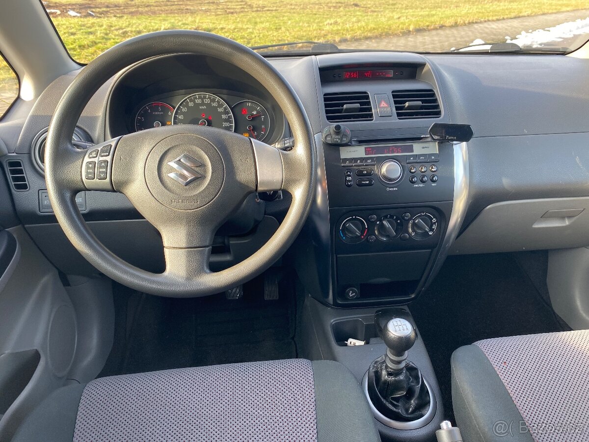 SUZUKI SX4 1.9 88KW 4WD 2007 ZACHOVALÁ - 14