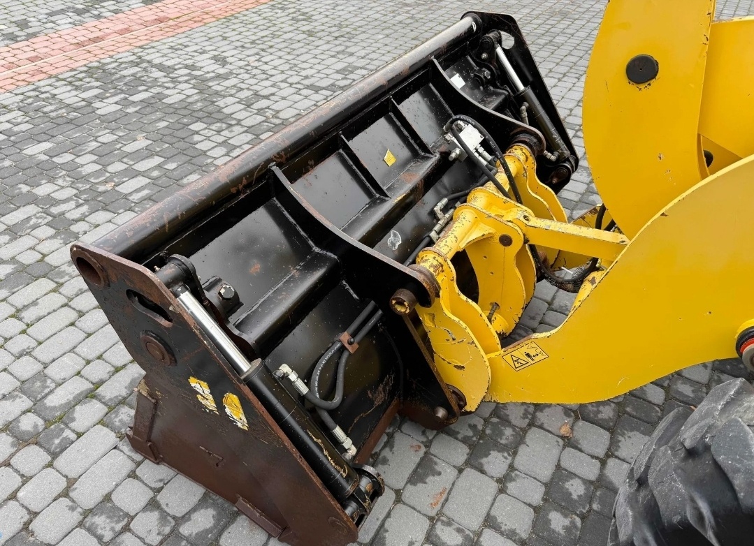 Kolovy nakladač.kloubovy. Yanmarv8 ne volvo.jcb - 14