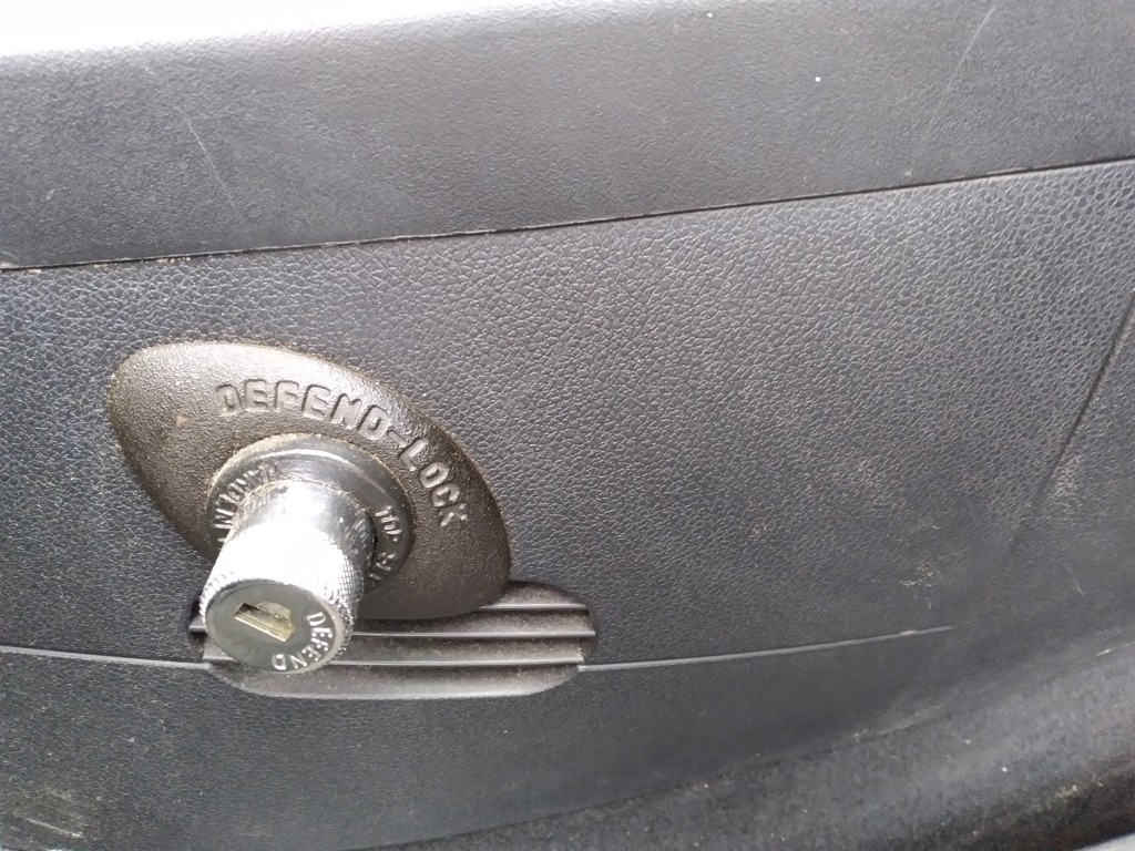 FORD FIESTA 1.3 8V AMBIENTE ČR,2.MAJITEL,AC - 14