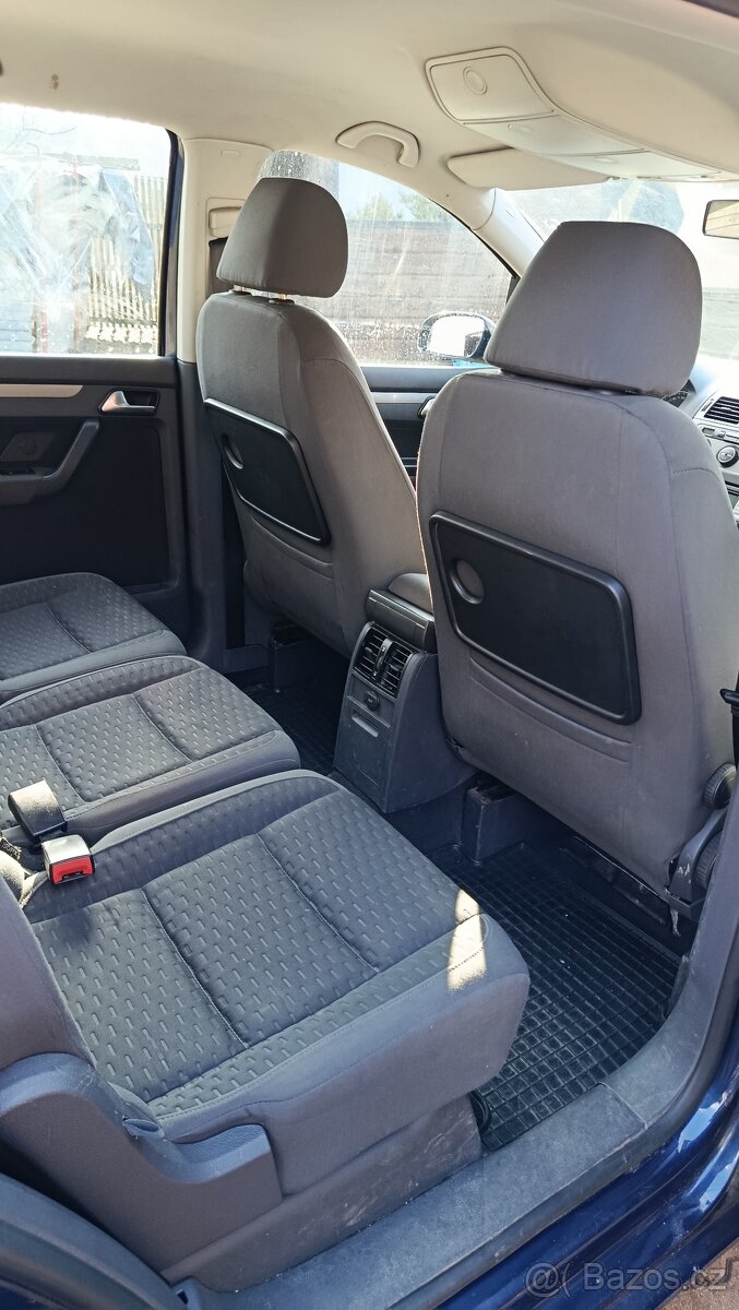 Volkswagen Touran 1.9 TDI - 14