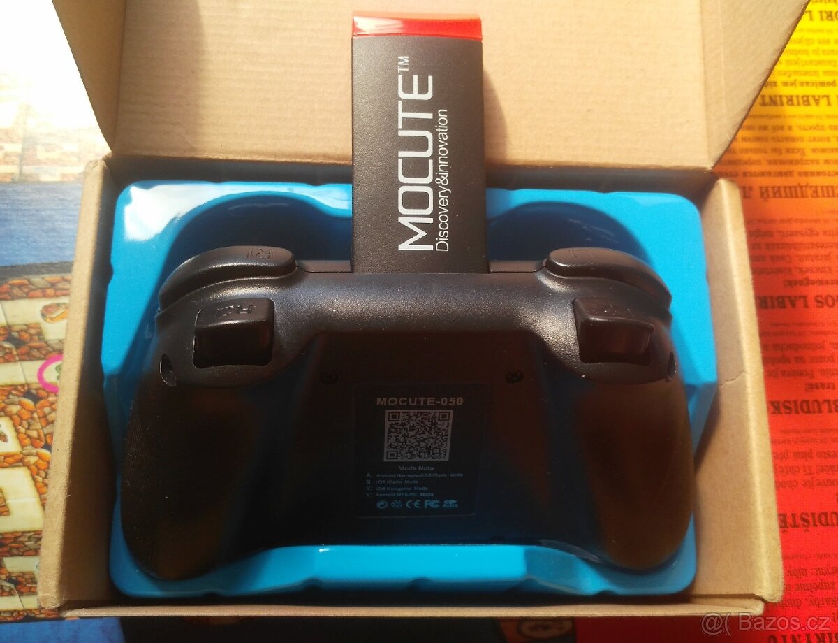 Herní volant MANTA v krabici, PS2 hry, Mobilni ovladac kabel - 14