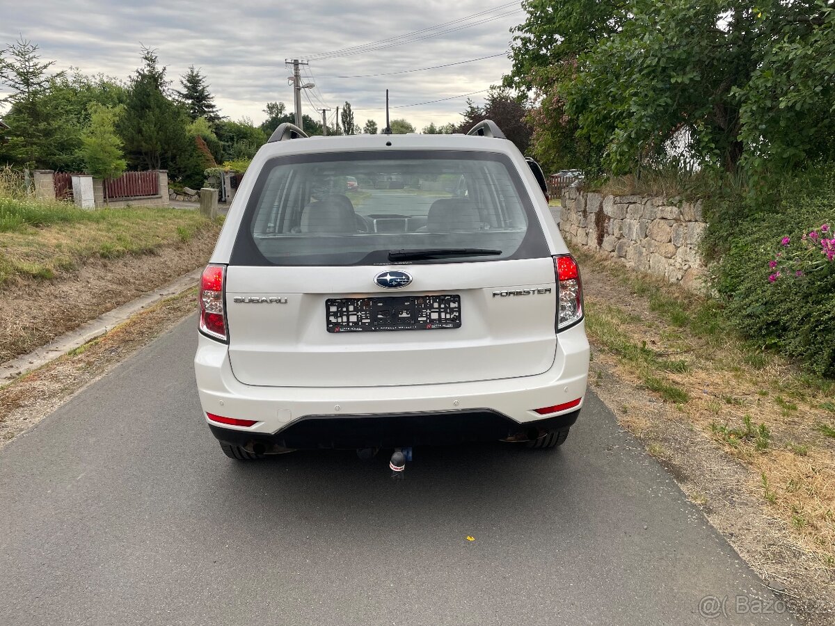 Subaru Forester benzin automat 2.0 - 14