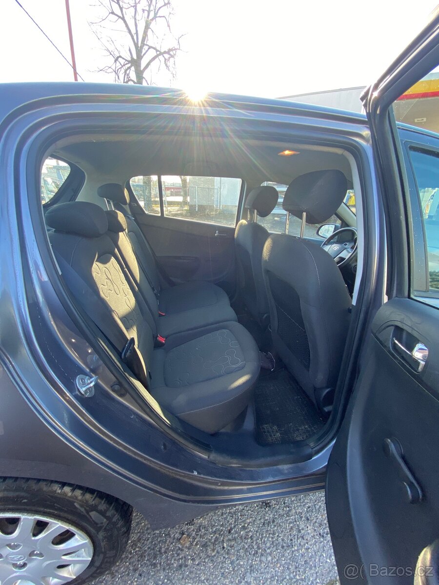 Hyundai i20 - 14