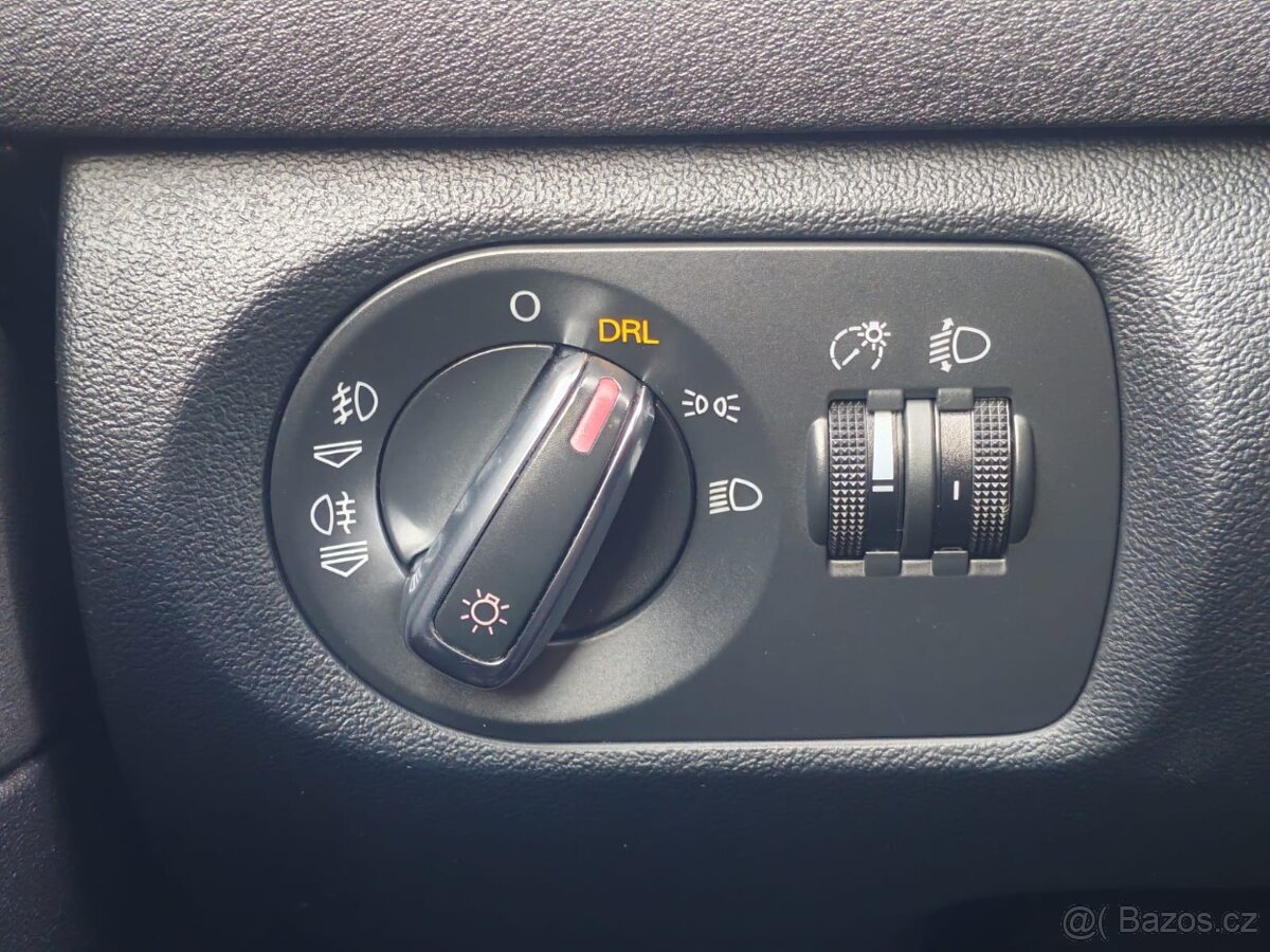 Audi A3 1.6 Benzin Sportback Facelift - 14