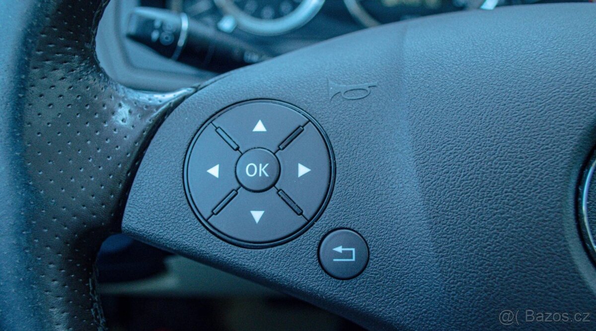 Mercedes-Benz E trieda Kupé 350 CGI Blue - 14