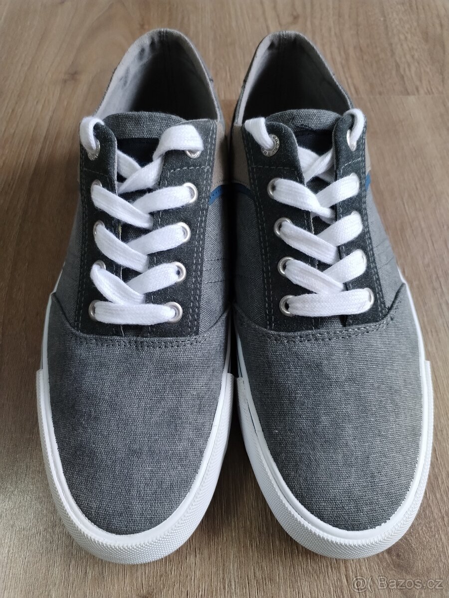 Bench tenisky vel 41 nové - 14