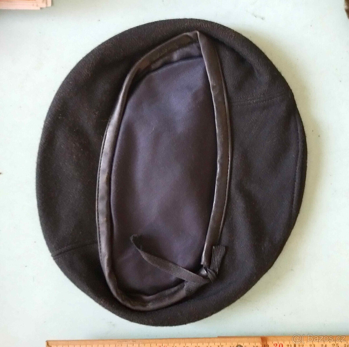 Dámské kabelky + klobouky + čepice - 14