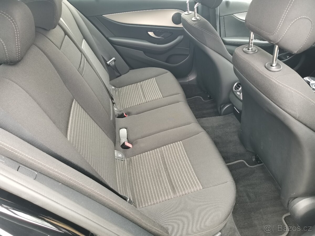 Prodám Mercedes-Benz E220d - 14
