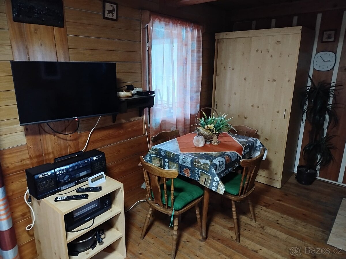 Pronájem chaty je možno i na Velikonoční víkend - 14