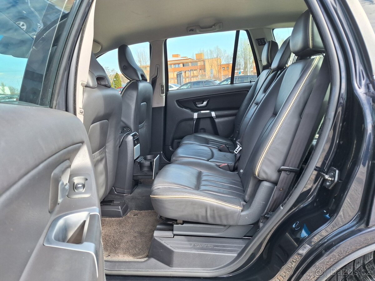 Volvo XC90, D5 EXECUTIVE 7.míst - 14