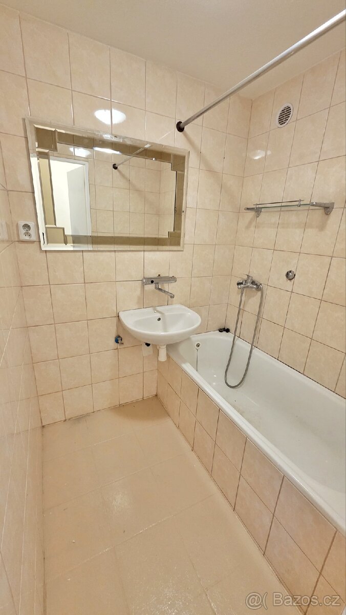 Pronájem 3+1 s lodžií, Pardubice - Zelené předměstí - 14