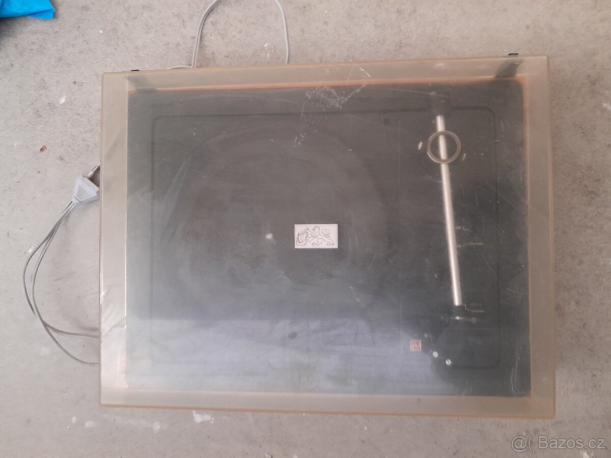 Starý starožitný gramofon Tesla Jihlava - 14