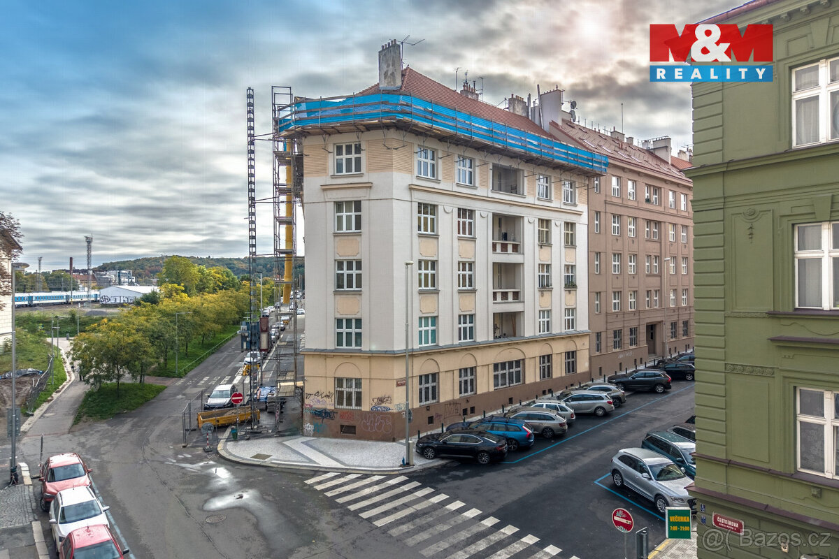 Prodej prostor 4+1, 92 m², Praha, ul. Bartoškova - 14
