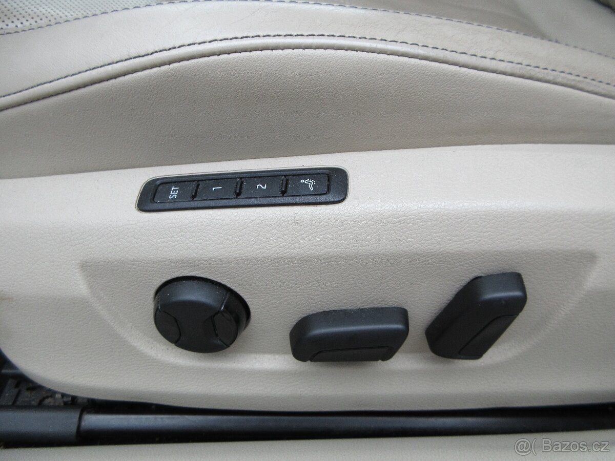 Škoda Superb iV, Laurin&Klement, Pano, Masáže - 14
