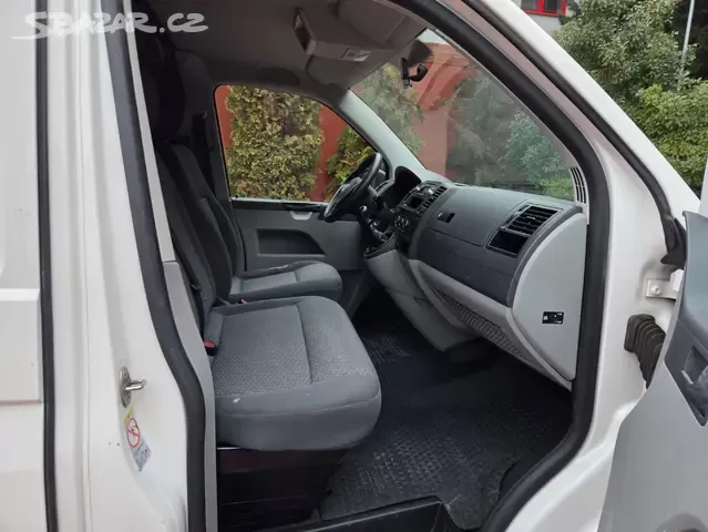 VW T5 Transporter 2.0TDI 103kW,LONG,2013,klima,tažné - 14