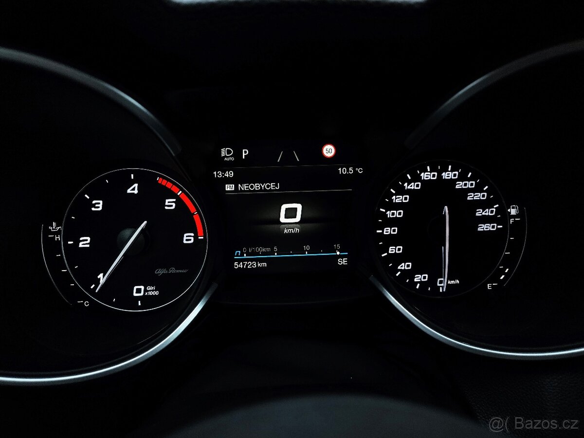 Alfa Romeo Stelvio 2021 2.2 JTDM 140 kW (ODPOČET DPH) - 14