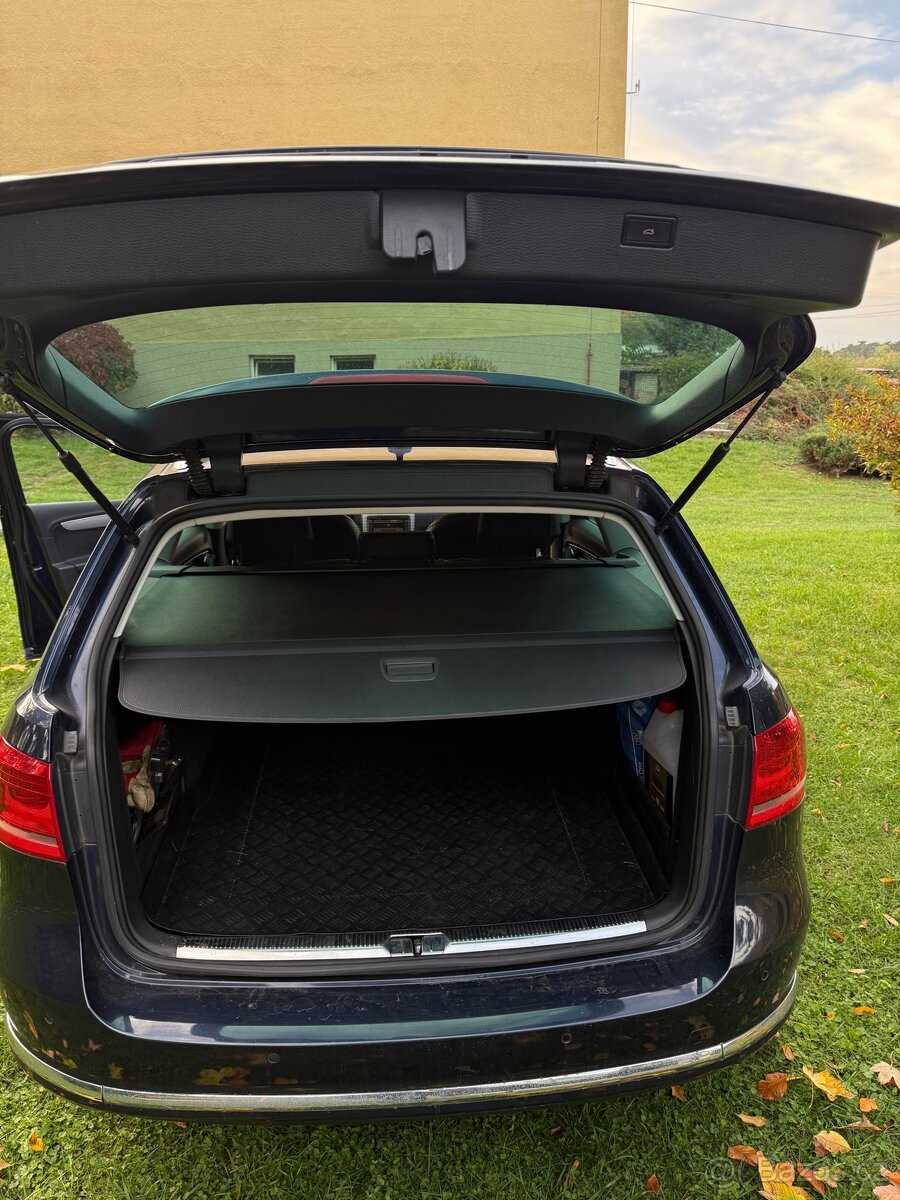 Prodám VW Passat B7, Variant 2.0 TDI, rok 2011 - 14