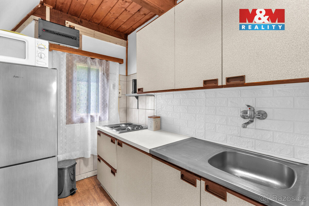 Prodej chaty, 181 m², Pastviny - 14