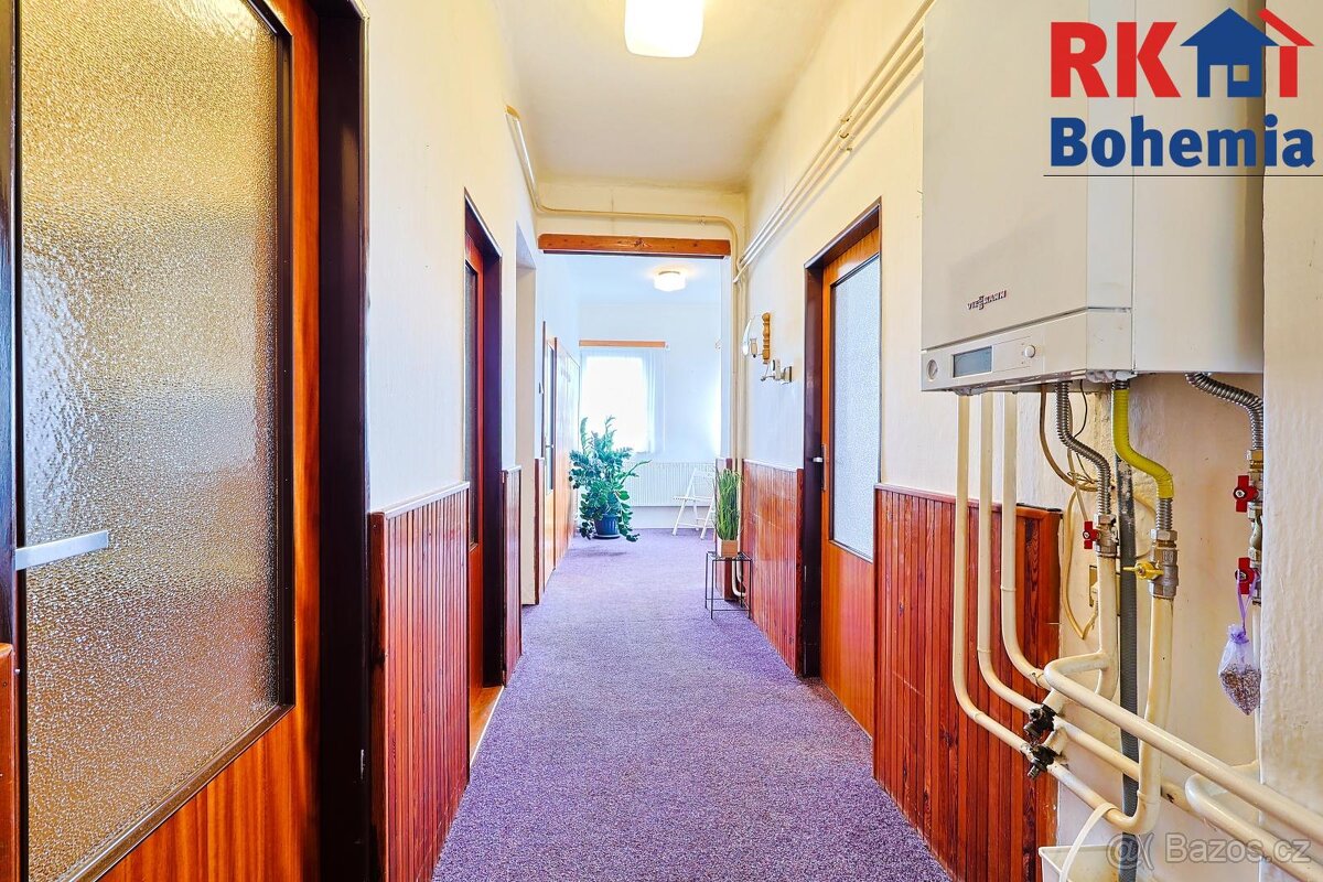 Prodej rodinného domu 2+1 s garáží s pozemkem 1177 m2 v Česk - 14