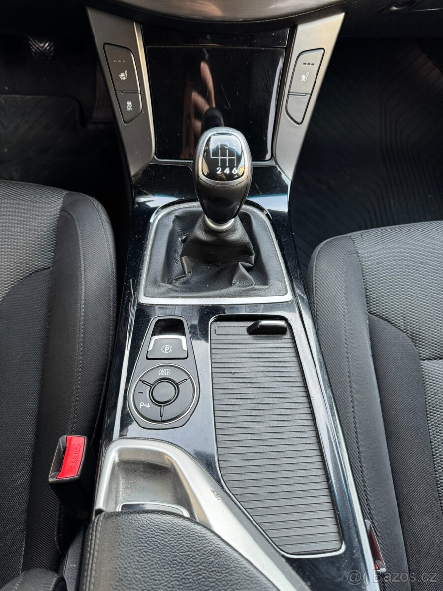 Hyundai I40 1,7CRDi 100kW Experience - 14