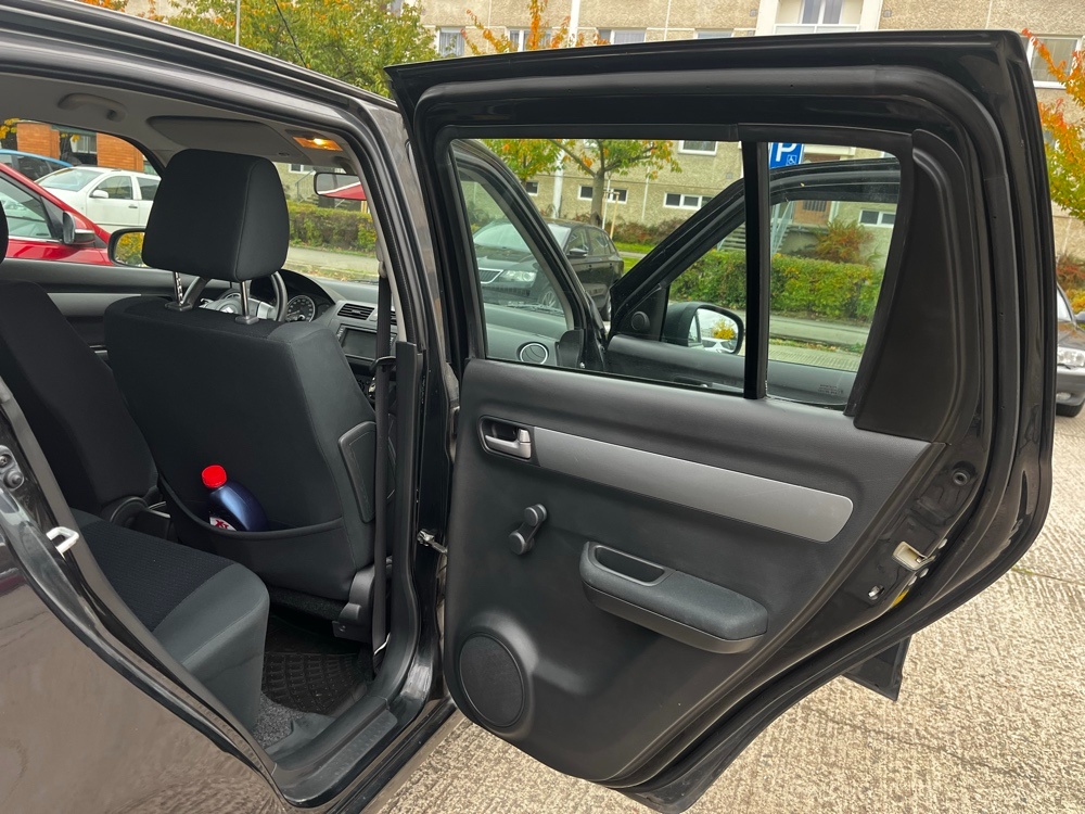 Suzuki Swift 1.5 (75 kW) – 100th Anniversary Edition - 14