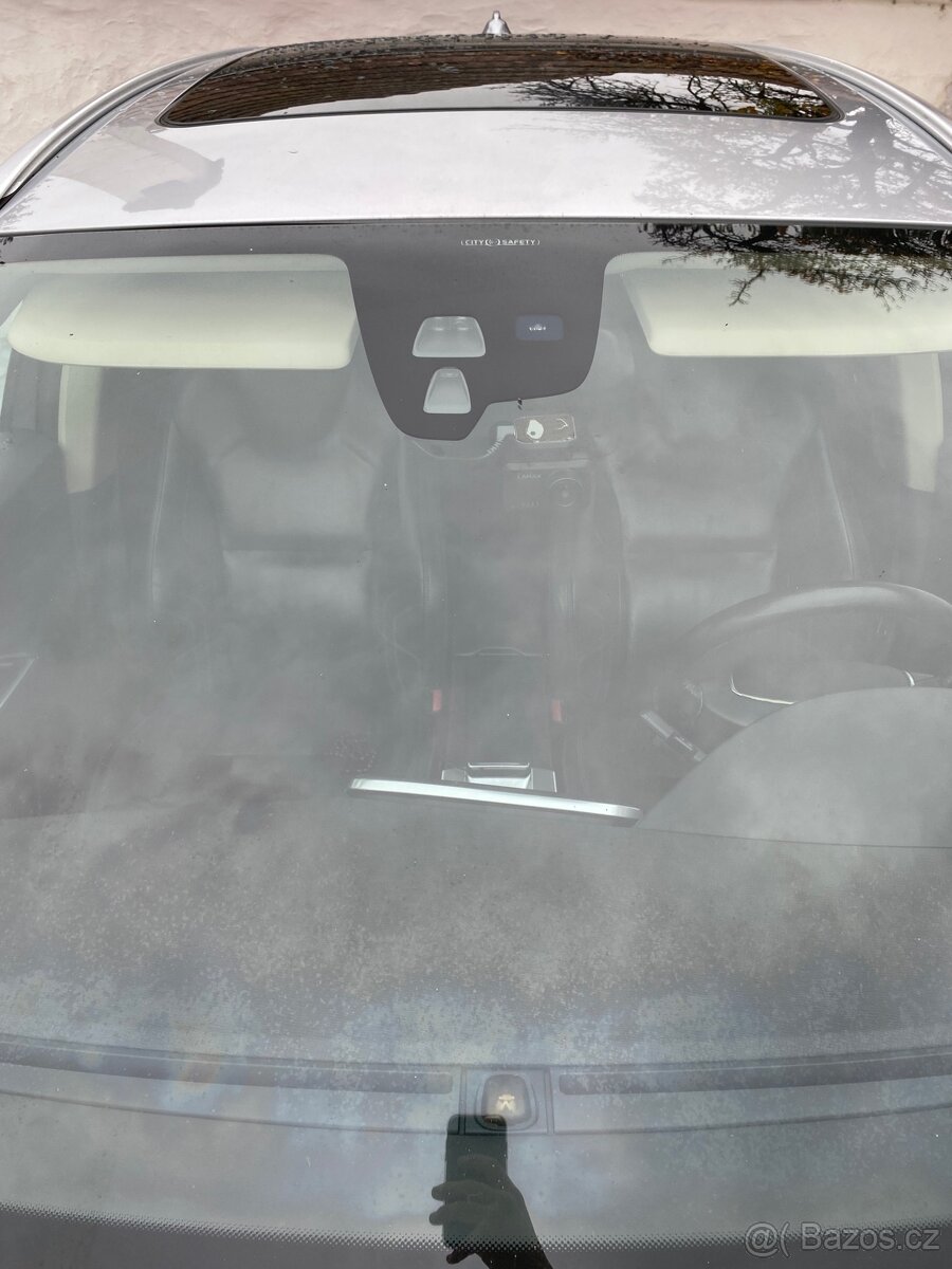 Volvo XC60 2.4 D5 AWD - 14