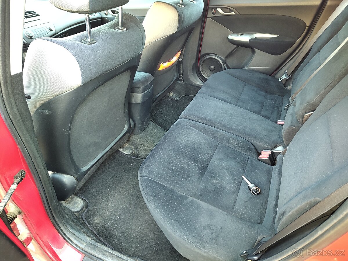 Prodám Honda Civic 1.8 i vtec - 14