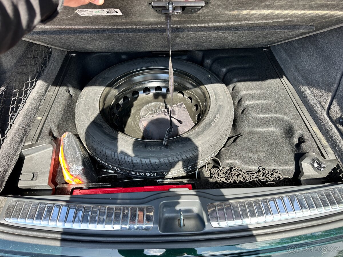 Mercedes GLE-350d 4-Matic AMG CZ Premium +, DPH Emerald - 14