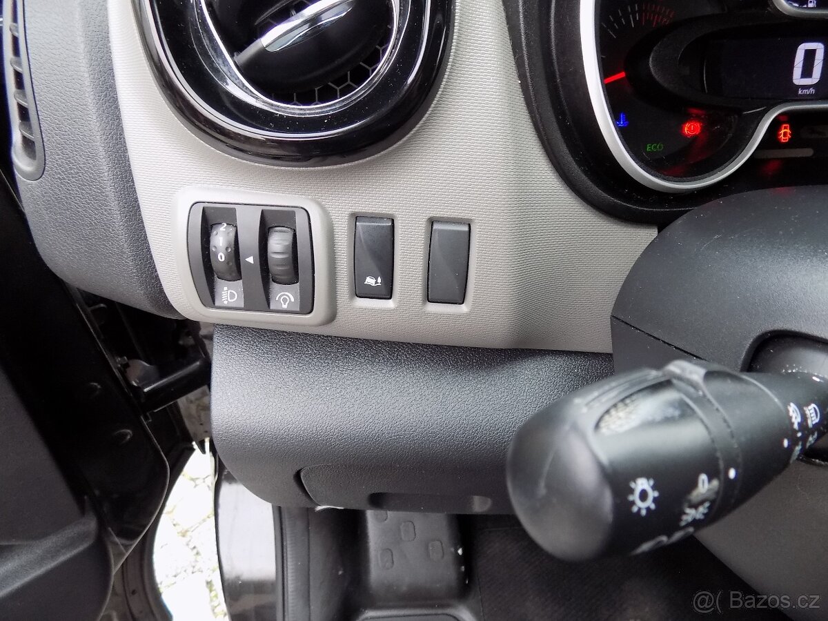 Renault Trafic DCI 120 DC KLIMA TEMP 6 sed. - 14