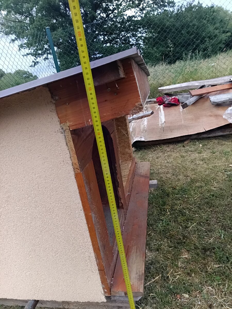 Prodám zateplenou psí boudu . - 14