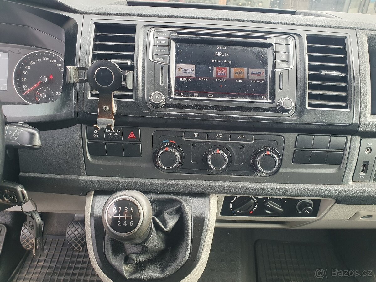 Volkswagen Transporter, 2,0 T6 5 míst ČR - 14