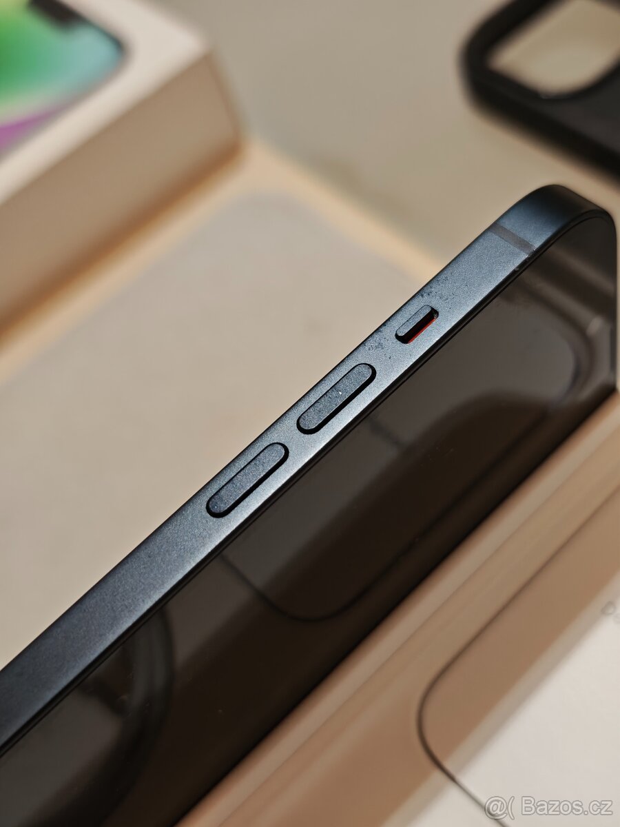 Apple iPhone 14 256 GB, černý - 14
