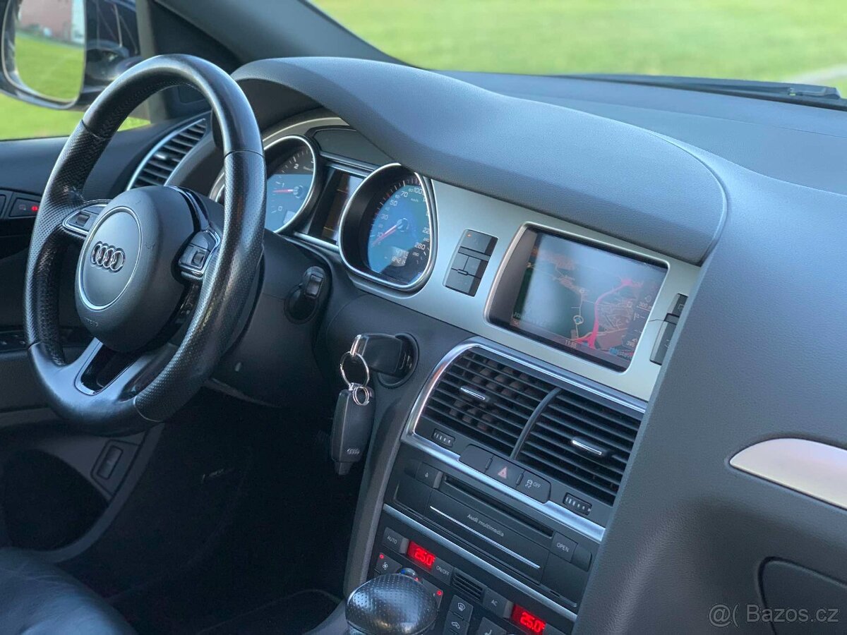 Audi Q7 S-line V8 4.2TDi 250kw/Automat/Quattro/Webasto - 14