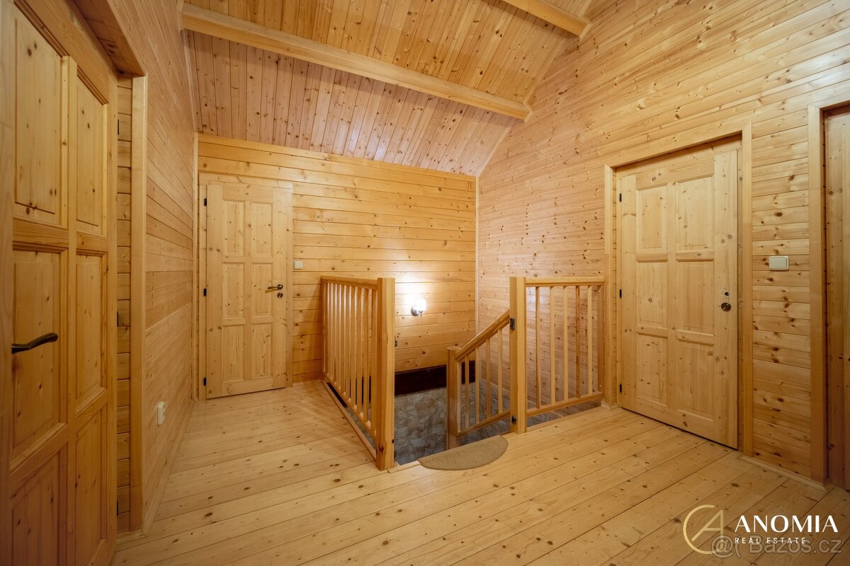 Prodej rodinného domu 195 m2, pozemek 823 m2, Rohozná - 14