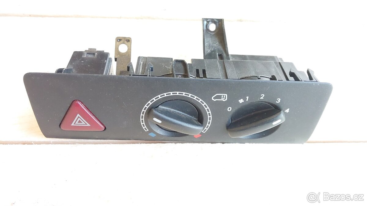 VW Transporter T5 – Topení zadní - 14