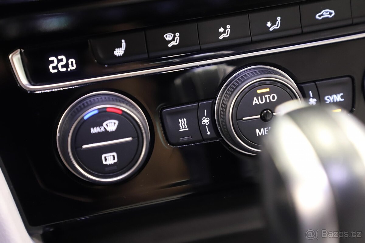 VW Passat GTE Variant 1.4 TSI 160kW DSG - záruka Autodraft - 14