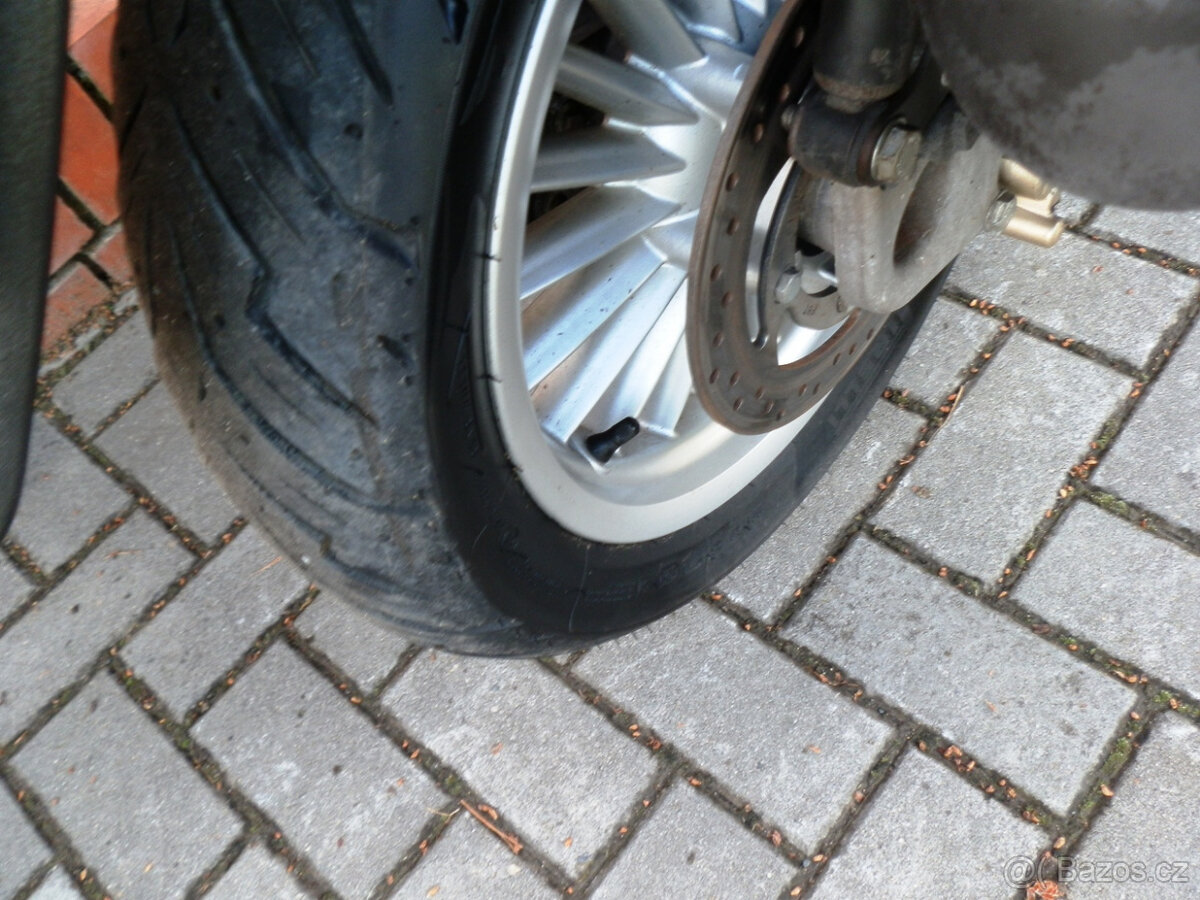 Piaggio Beverly 300 - 14