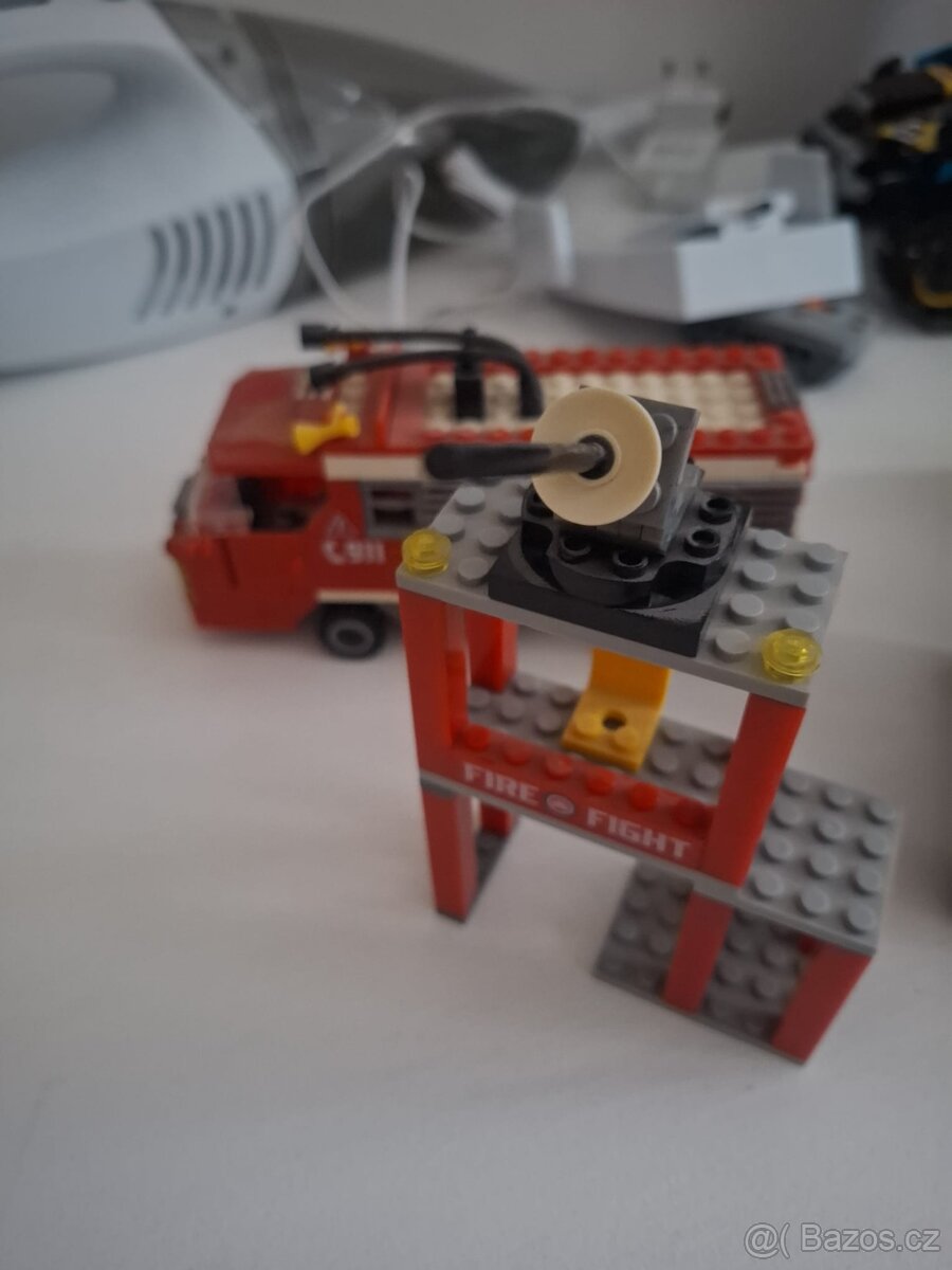 Prodám sestavené LEGO - 14