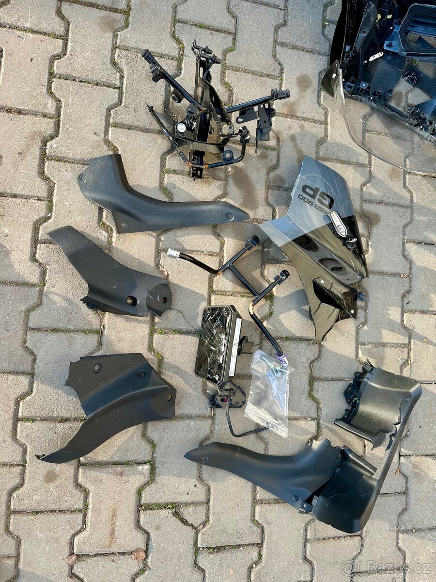 Yamaha xsr 900 gp - 14