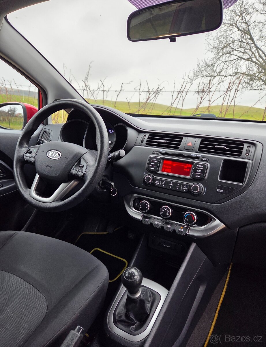 Kia Rio 1.2 16V 51KW/70 koní R.V.10/2011 - 14