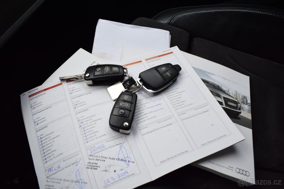 Audi Q7 3.0TDi 4X4/FACELIFT/TAŽNÉ/BOSE - 14