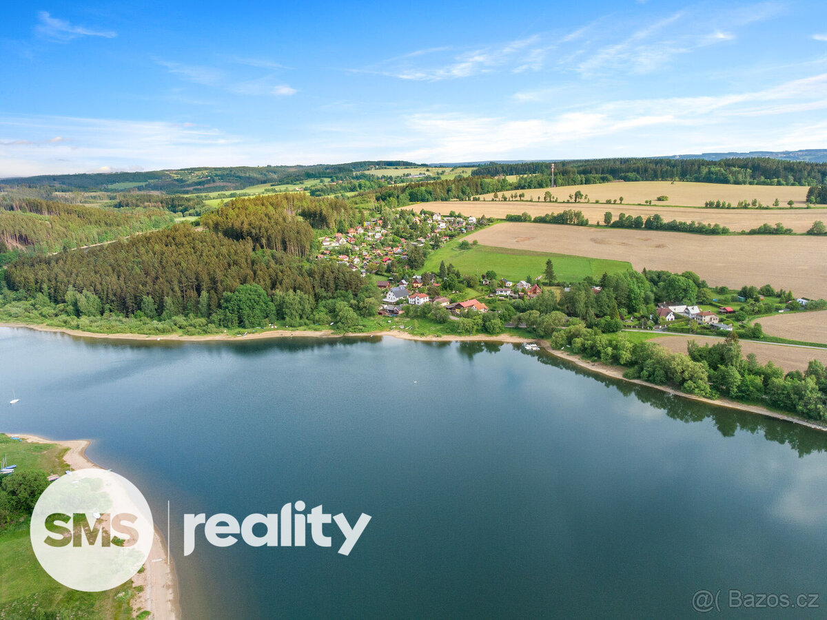 Samostatný rodinný dům, 9+2, pozemek 1352 m2, vodní nádrž Se - 14