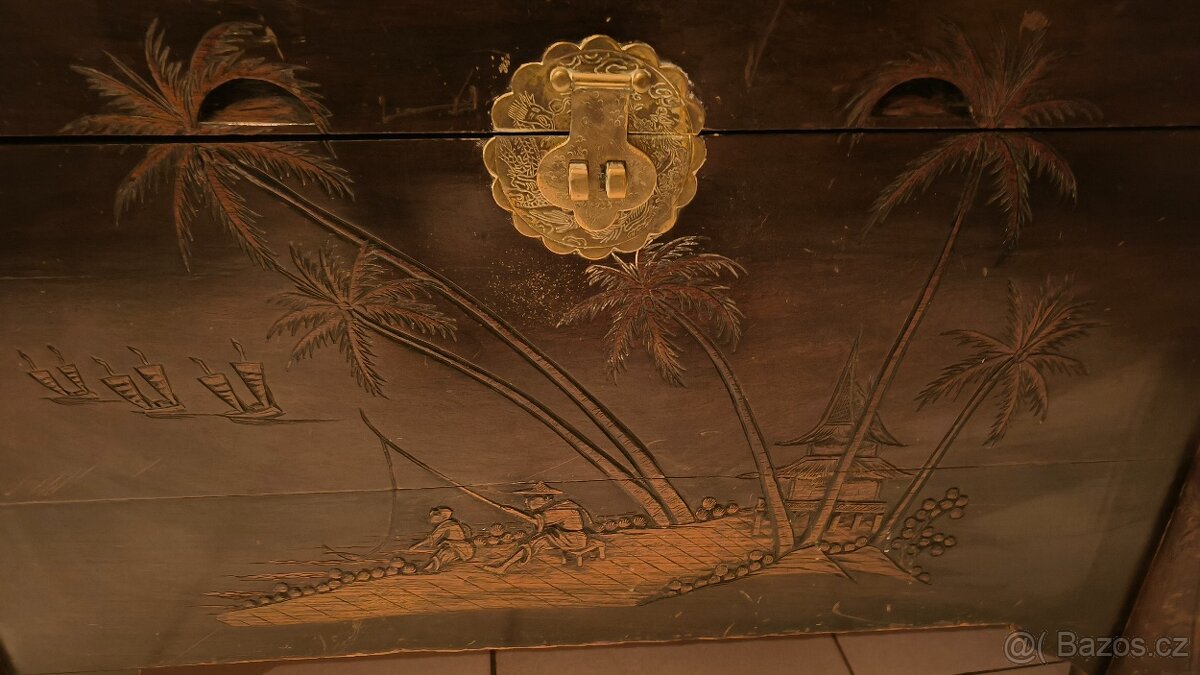Stará truhla asijský motiv - 14