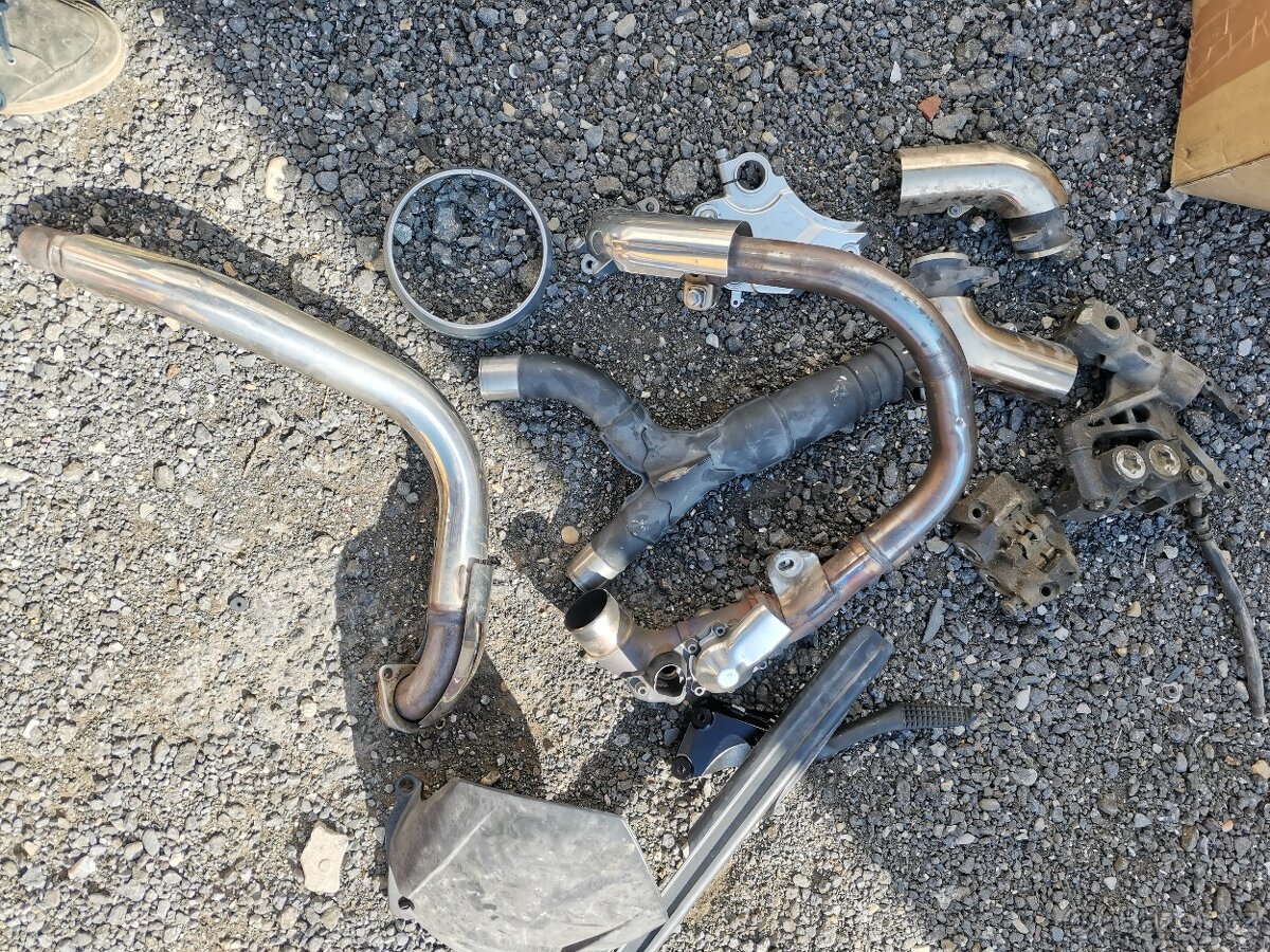 Yamaha MT01 Soubor dílů - 14