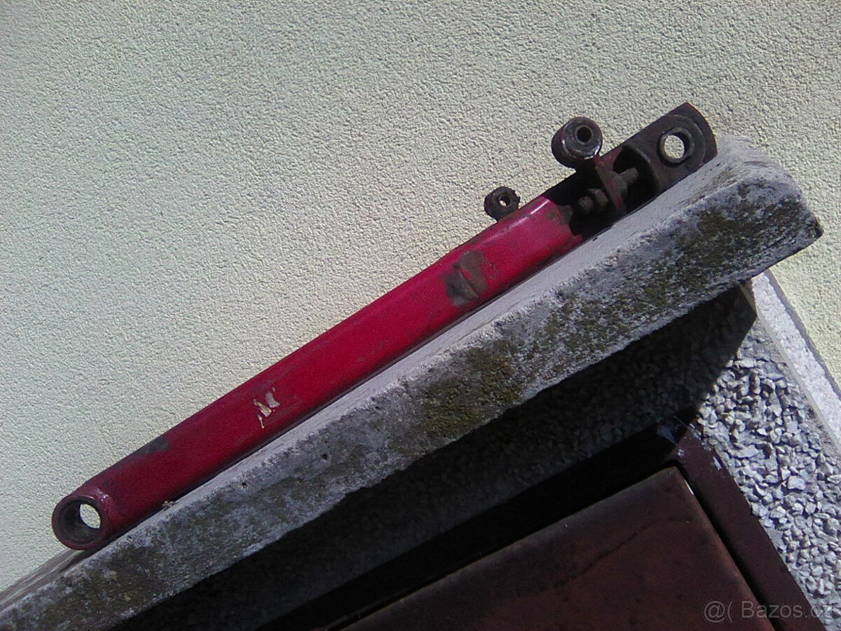 Jawa 250/350 Kývačka ND-p.a z.vidlice,podsedlov.plechy,motor - 14